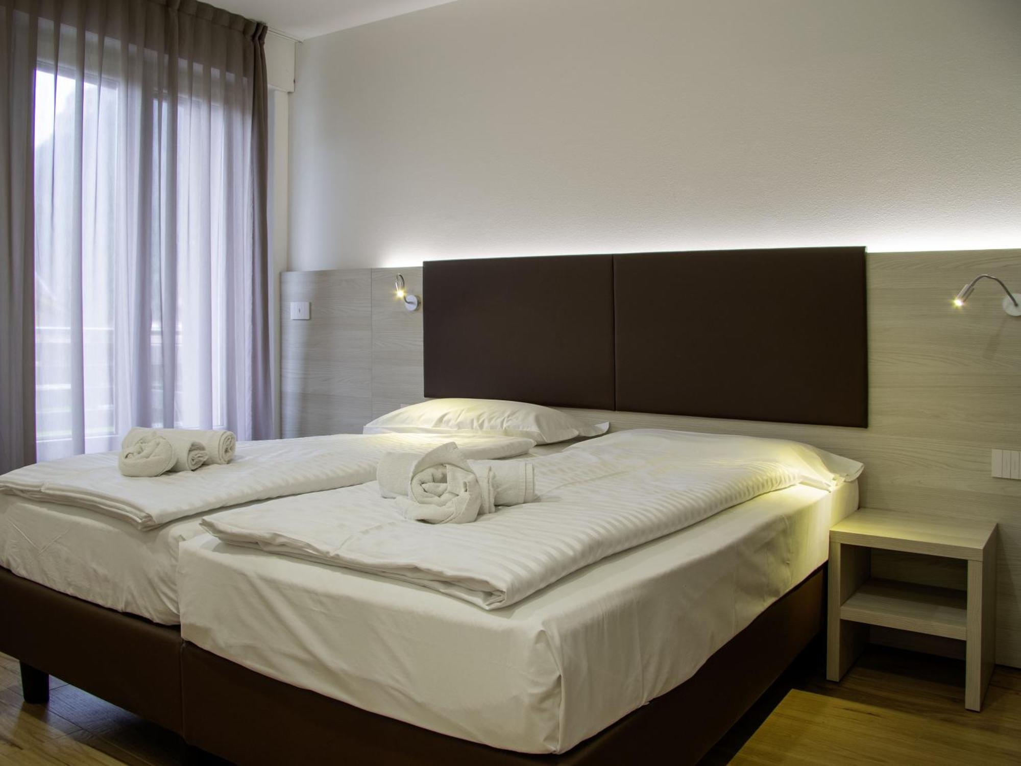 Liz Hotel & Apartments Predazzo Bagian luar foto