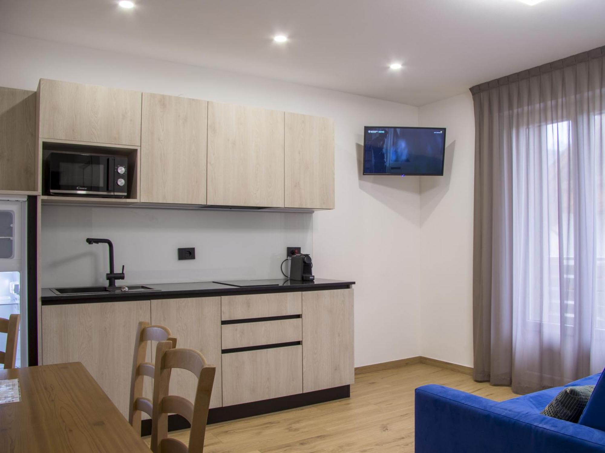 Liz Hotel & Apartments Predazzo Bagian luar foto